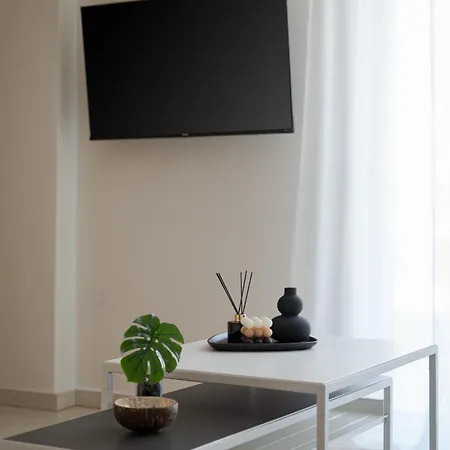Athenian Comfort Apartments Room photo